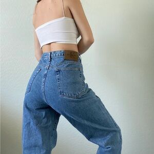 Vintage Calvin Klein high waisted Mom jeans size 2 medium wash